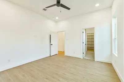 164 Wallace Street, Houston, TX 77022 - Photo 11