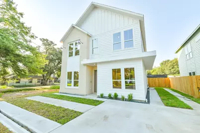 164 Wallace Street, Houston, TX 77022 - Photo 1