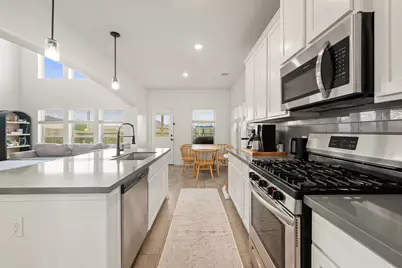 363 Selah Court, Alvin, TX 77511 - Photo 11