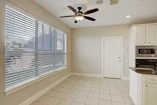 5300 Feagan St, Houston, TX 77007 - Photo 13