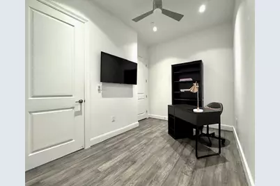 1211 Caroline Street #1106, Houston, TX 77002 - Photo 13