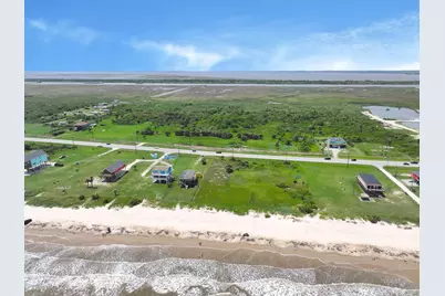 1239 Highway 87, Gilchrist, TX 77617 - Photo 7