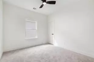 127 S Virginia St, La Porte, TX 77571 - Photo 11