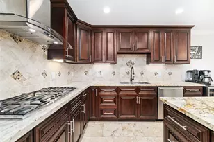 3815 April Ln, Houston, TX 77092 - Photo 7