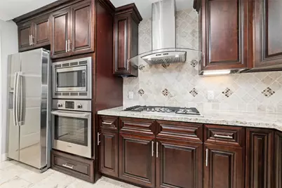 3815 April Lane, Houston, TX 77092 - Photo 9