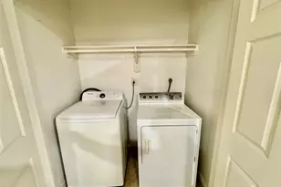 7203 Addicks Clodine Rd, Houston, TX 77083 - Photo 11