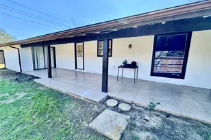 7203 Addicks Clodine Rd, Houston, TX 77083 - Photo 21