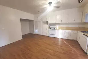 1233 Caldwell Rd, Angleton, TX 77515 - Photo 15