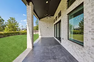 10102 S Goshawk Trl, Conroe, TX 77385 - Photo 23