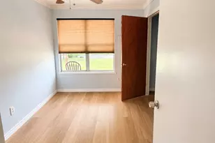 10415 Norton Dr, Houston, TX 77043 - Photo 13