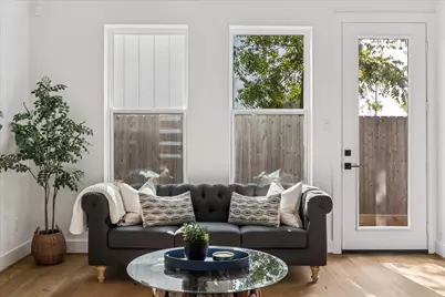 7702 Sky Dweller Drive, Houston, TX 77055 - Photo 19