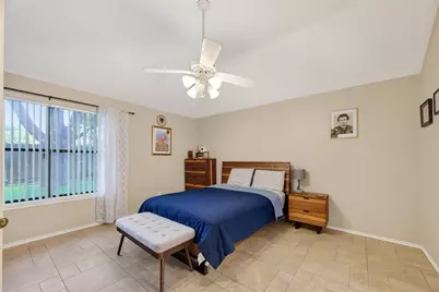 807 Forest Oaks Lane, Pearland, TX 77584 - Photo 23