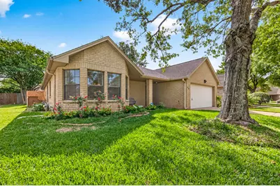 807 Forest Oaks Lane, Pearland, TX 77584 - Photo 3