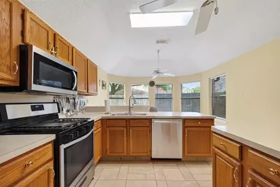 807 Forest Oaks Lane, Pearland, TX 77584 - Photo 15
