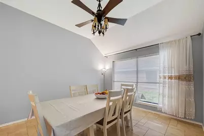 807 Forest Oaks Lane, Pearland, TX 77584 - Photo 9