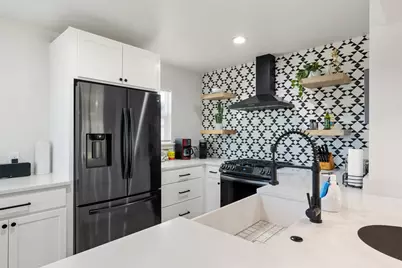 6104 Reicher Drive, Austin, TX 78723 - Photo 13