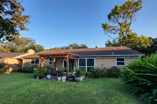 9646 Meadowland Dr, Houston, TX 77063 - Photo 29