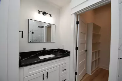 5615 Val Verde Street #B, Houston, TX 77057 - Photo 33