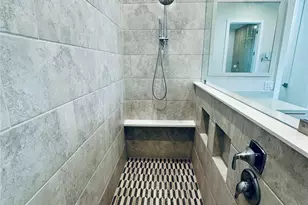 6 Gentle Branch Pl, Tomball, TX 77375 - Photo 13