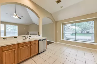 1002 Bristol Way, Pearland, TX 77584 - Photo 17