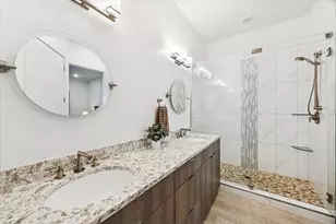 199 Waterpoint Ct, Conroe, TX 77356 - Photo 13