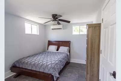 1820 Avenue M, Galveston, TX 77550 - Photo 31