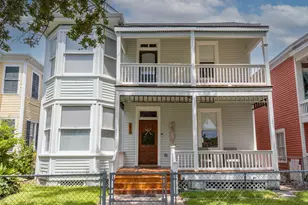 1820 Avenue M, Galveston, TX 77550 - Photo 1