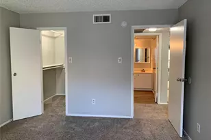 10049 Westpark Dr, Houston, TX 77042 - Photo 11