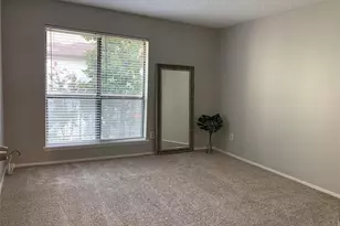 10049 Westpark Dr, Houston, TX 77042 - Photo 9