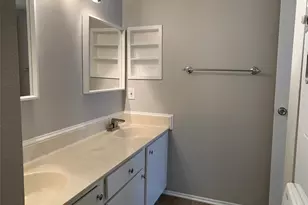 10049 Westpark Dr, Houston, TX 77042 - Photo 27