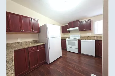 9 Ridgeway Drive, Conroe, TX 77303 - Photo 7