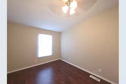 9 Ridgeway Drive, Conroe, TX 77303 - Photo 11