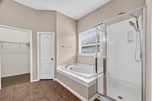 16007 Hidden Manor Dr, Houston, TX 77049 - Photo 29