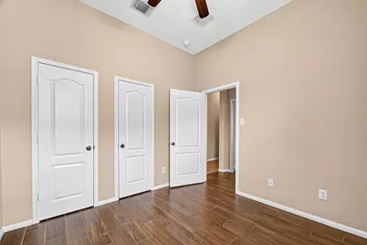 16007 Hidden Manor Drive, Houston, TX 77049 - Photo 35
