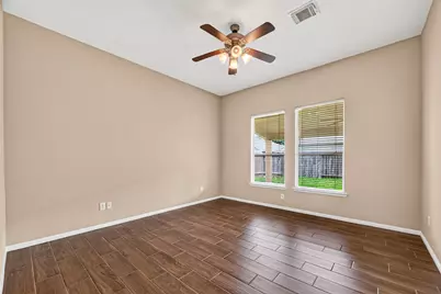 16007 Hidden Manor Drive, Houston, TX 77049 - Photo 27