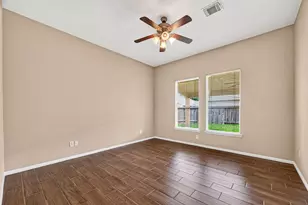 16007 Hidden Manor Dr, Houston, TX 77049 - Photo 27