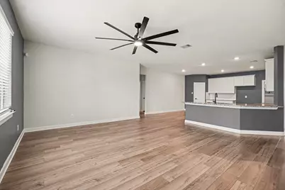13718 Gaff Rig Drive, Texas City, TX 77510 - Photo 7
