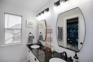 601 Canyon Crest Dr, League City, TX 77573 - Photo 25