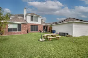 601 Canyon Crest Dr, League City, TX 77573 - Photo 31