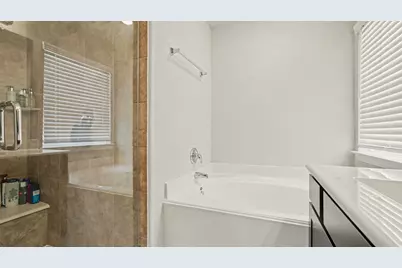 520 N 6th Street, La Porte, TX 77571 - Photo 19