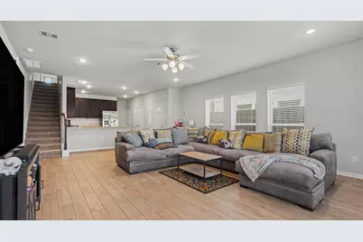 520 N 6th Street, La Porte, TX 77571 - Photo 7