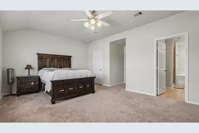 520 N 6th Street, La Porte, TX 77571 - Photo 17