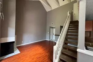8479 Sands Point Dr, Houston, TX 77036 - Photo 5