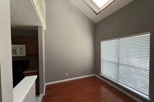 8479 Sands Point Dr, Houston, TX 77036 - Photo 3