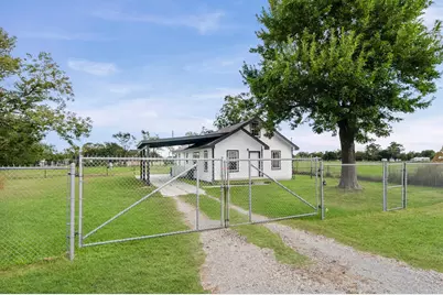 254 Independence Parkway N, Baytown, TX 77520 - Photo 27