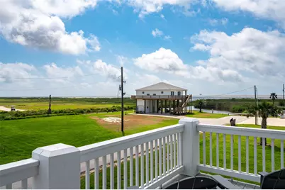 821 Casa Drive, Crystal Beach, TX 77650 - Photo 11