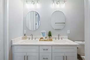 821 Casa Dr, Crystal Beach, TX 77650 - Photo 27