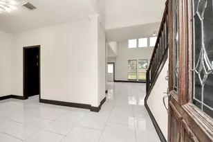 5810 Windy Knoll Ln, Rosharon, TX 77583 - Photo 3