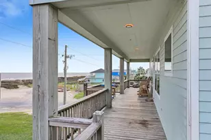 816 S Crystal Beach Rd, Port Bolivar, TX 77650 - Photo 7