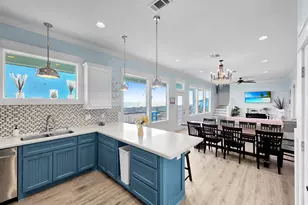 816 S Crystal Beach Rd, Port Bolivar, TX 77650 - Photo 23